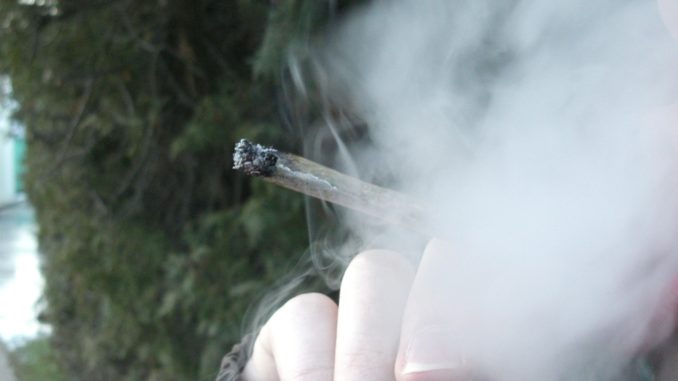 Joint_and_smoke